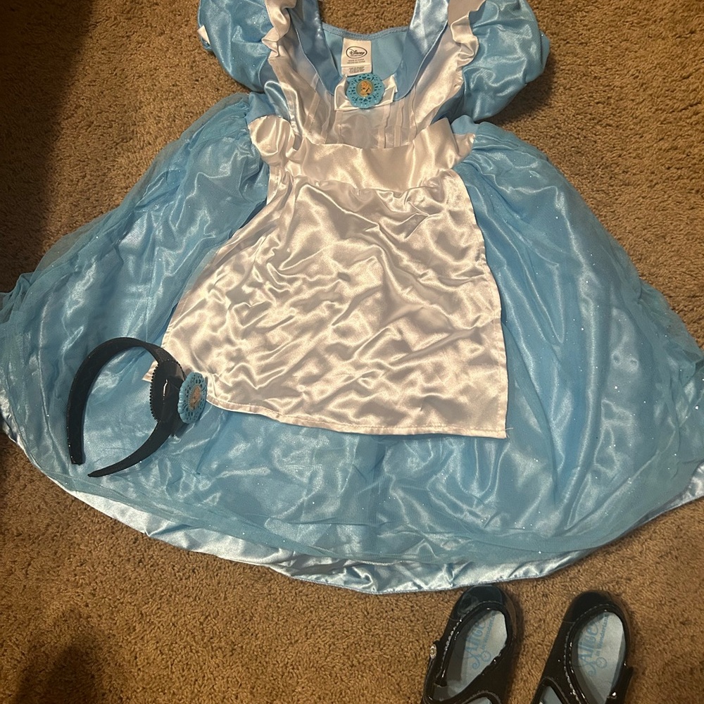 Girls Alice in wonderland Disney costume 5/6 shoes 11/12 and headband